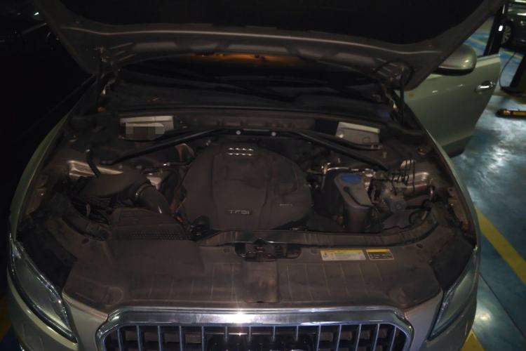 Used Audi Q5 2017 40 TFSI Ambition Edition Engine Bay