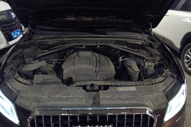 Used Audi Q5 2017 Plus 40 TFSI Technology Model Engine Bay