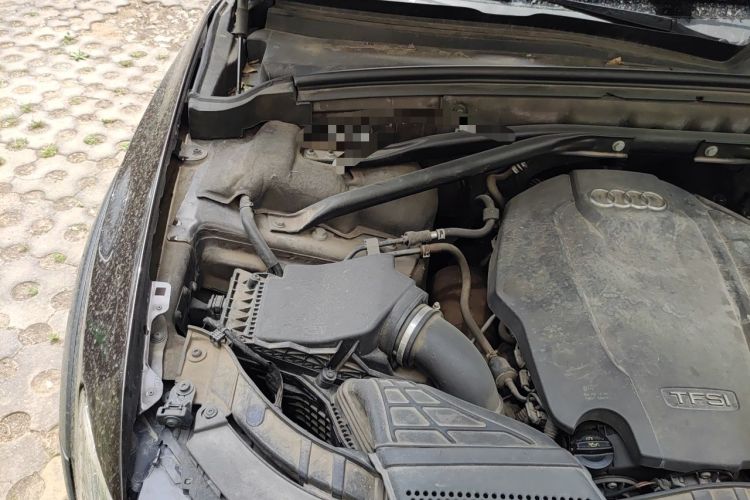 Used Audi Q5 2017 40 TFSI Comfort Model Engine Bay Right