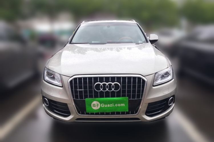 Used Audi Q5 2017 40 TFSI Comfort Model Front