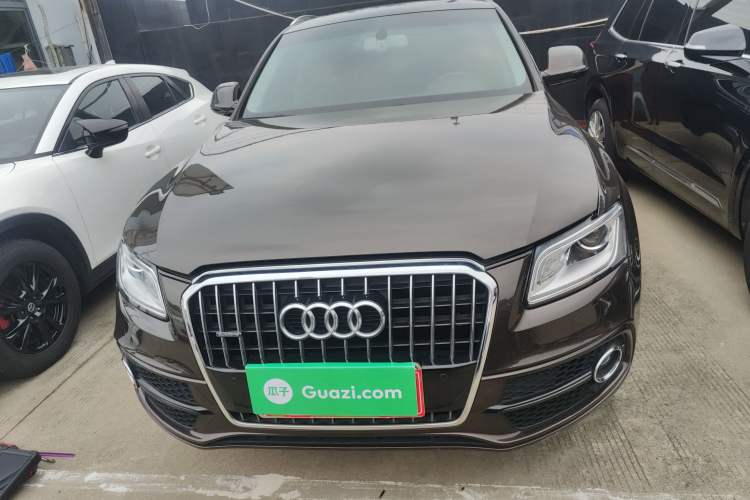 Used Audi Q5 2017 Plus 40 TFSI Ambition Model Front