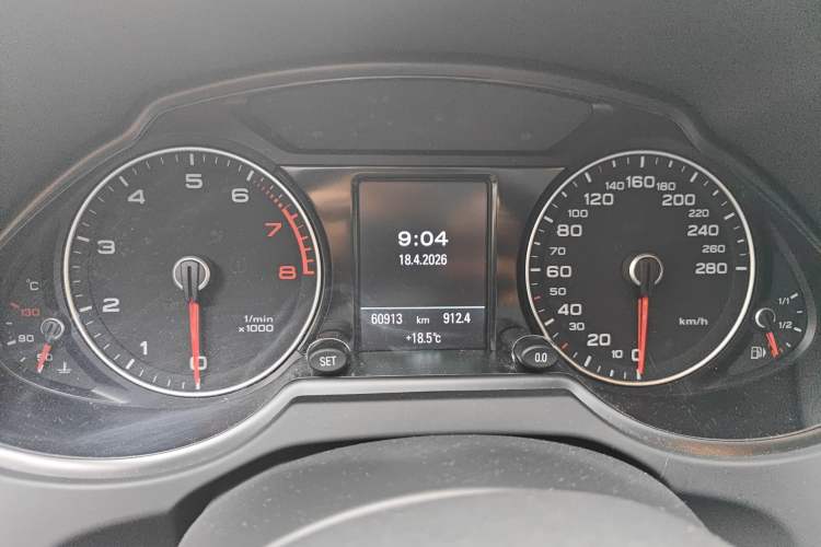 Used Audi Q5 2017 40 TFSI Technology Edition Instrument Cluster