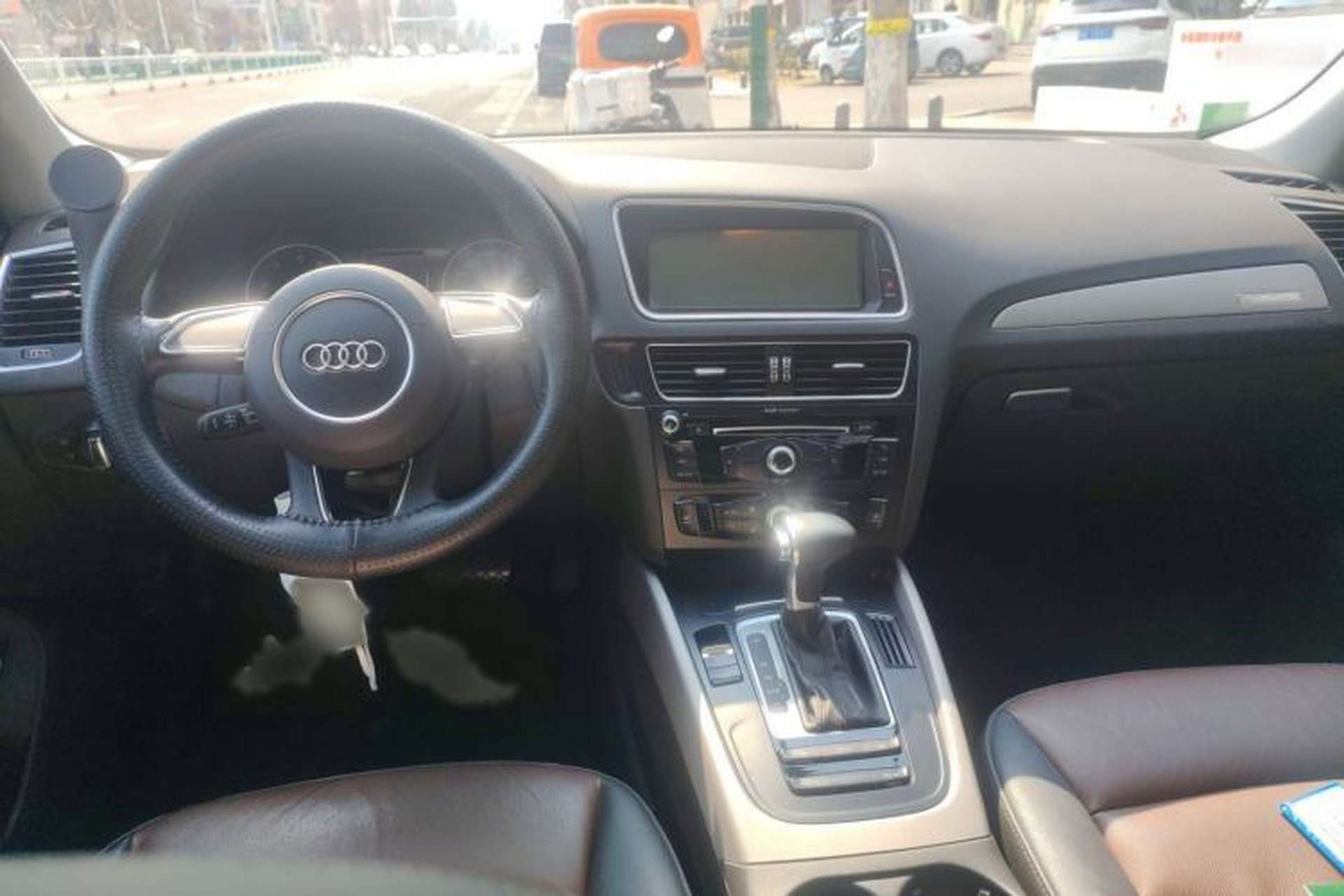 Used Audi Q5 2017 Plus 40 TFSI Ambition Model Interior 2