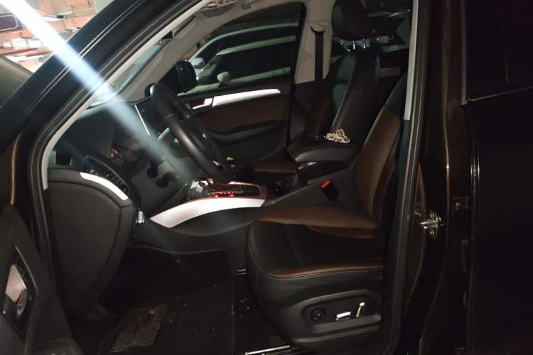 Used Audi Q5 2017 Plus 40 TFSI Technology Model Left Front Seat