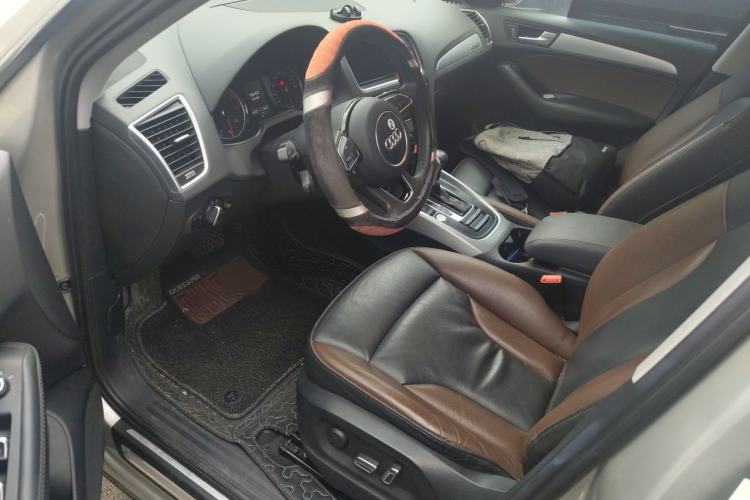 Used Audi Q5 2017 Plus 40 TFSI Technology Model Left Front Seat