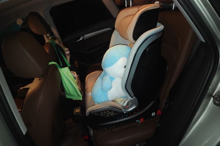 Used Audi Q5 2017 40 TFSI Ambition Edition Left Rear Seat