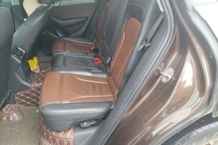 Used Audi Q5 2017 Plus 40 TFSI Ambition Model Left Rear Seat