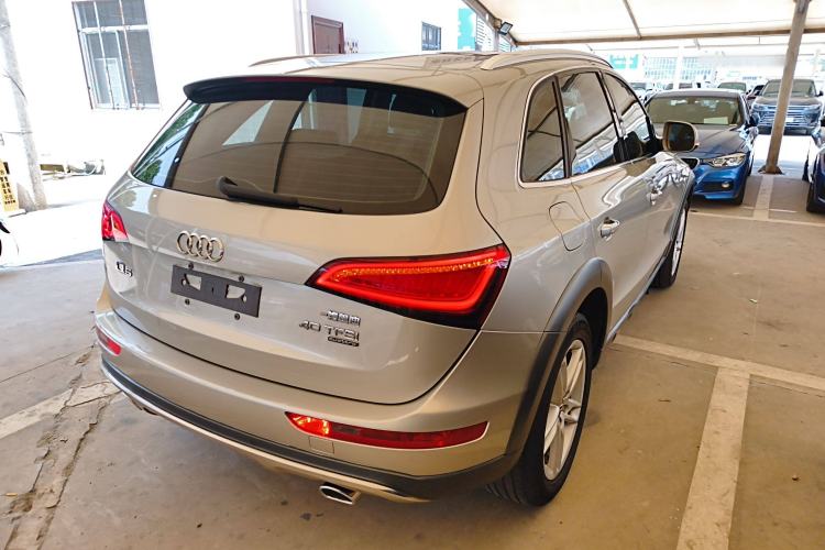 Used Audi Q5 2017 Plus 40 TFSI Technology Model Rear Right 45 Deg