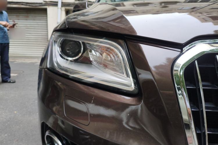 Used Audi Q5 2017 Plus 40 TFSI Ambition Model Right Front Headlight