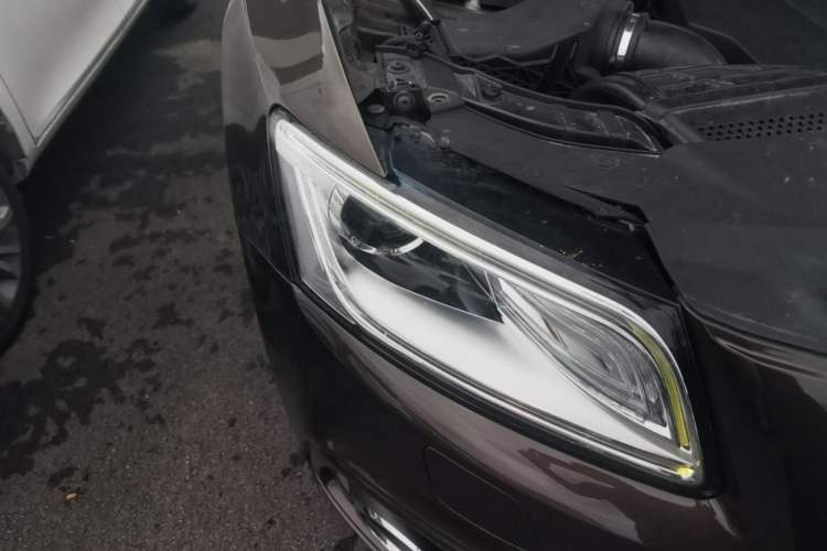 Used Audi Q5 2017 Plus 40 TFSI Ambition Model Right Front Headlight