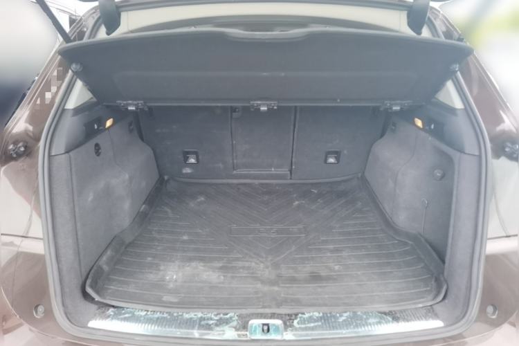 Used Audi Q5 2017 Plus 40 TFSI Ambition Model Trunk