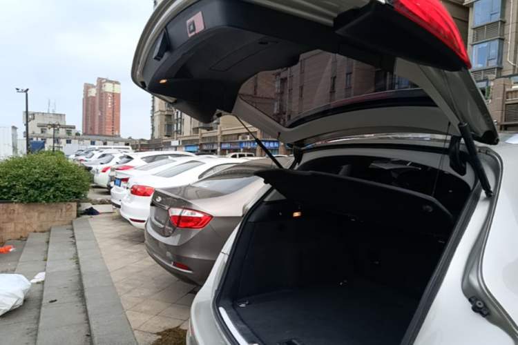 Used Audi Q5 2017 Plus 40 TFSI Technology Model Trunk