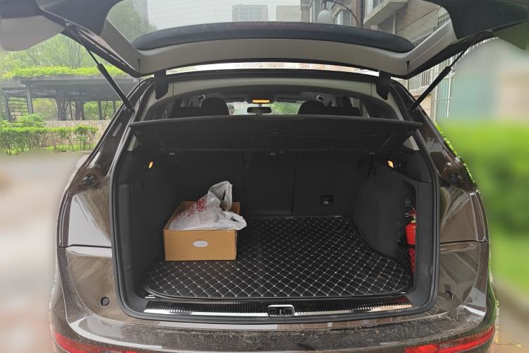 Used Audi Q5 2017 40 TFSI Technology Edition Trunk