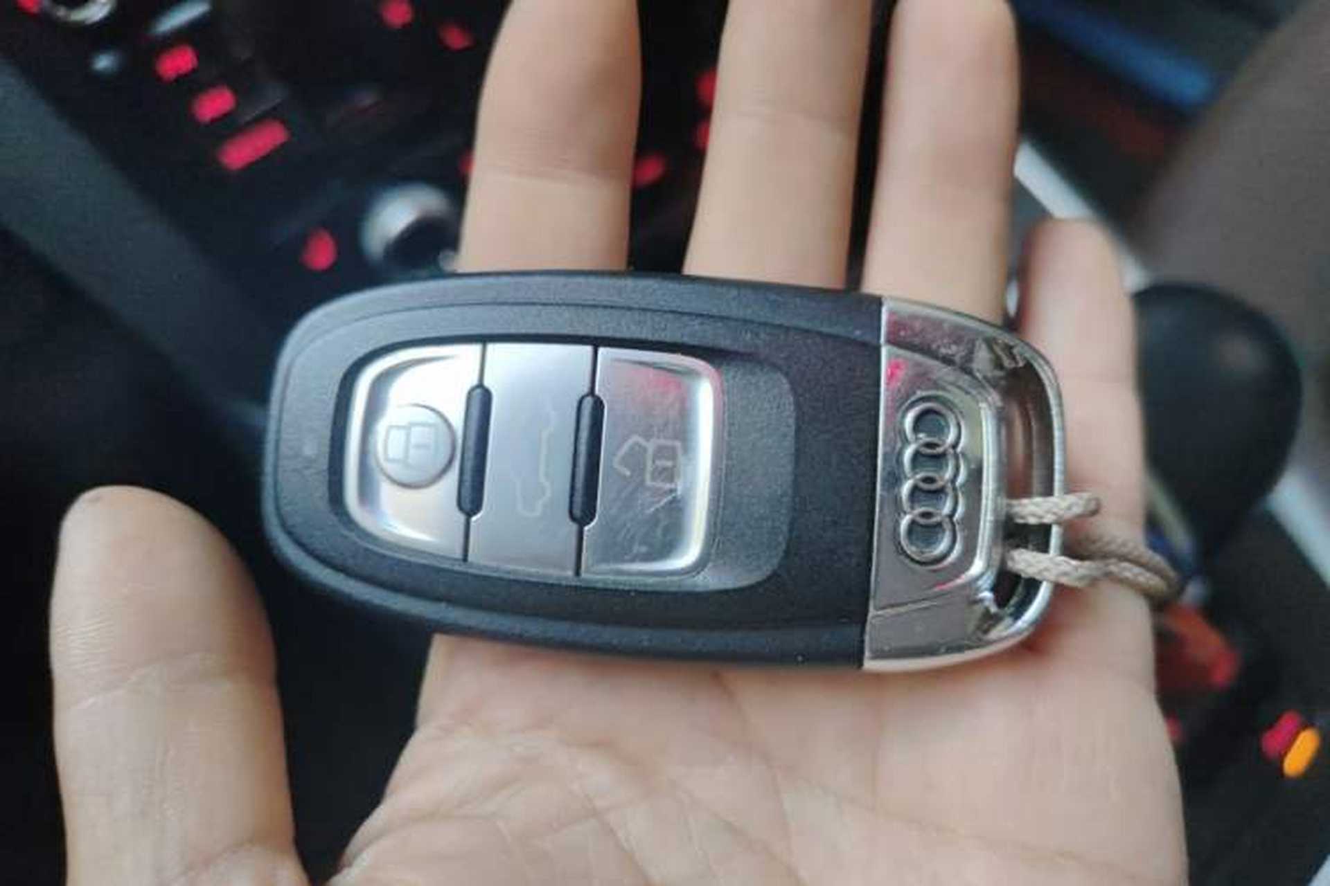 Used Audi Q5 2017 40 TFSI Technology Edition Vehicle Key