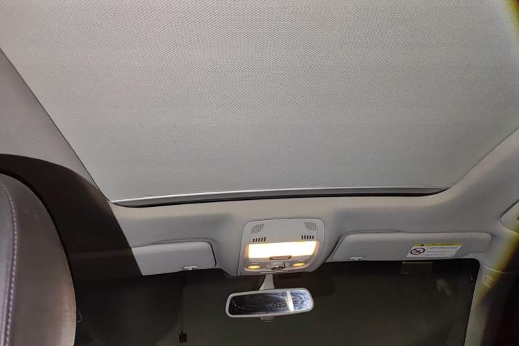 Used Audi Q5 2017 Plus 40 TFSI Ambition Model Headliner