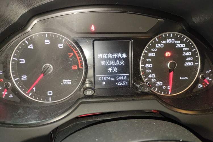 Used Audi Q5 2017 Plus 40 TFSI Ambition Model Instrument Cluster