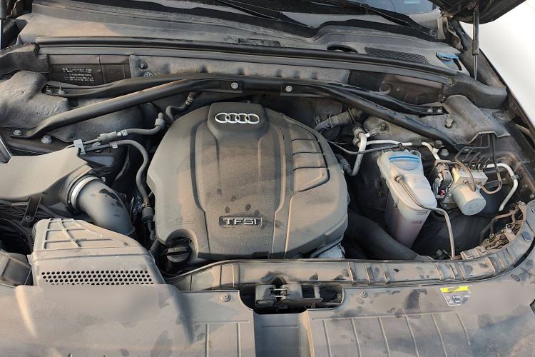 Used Audi Q5 2017 40 TFSI Technology Edition Engine Bay