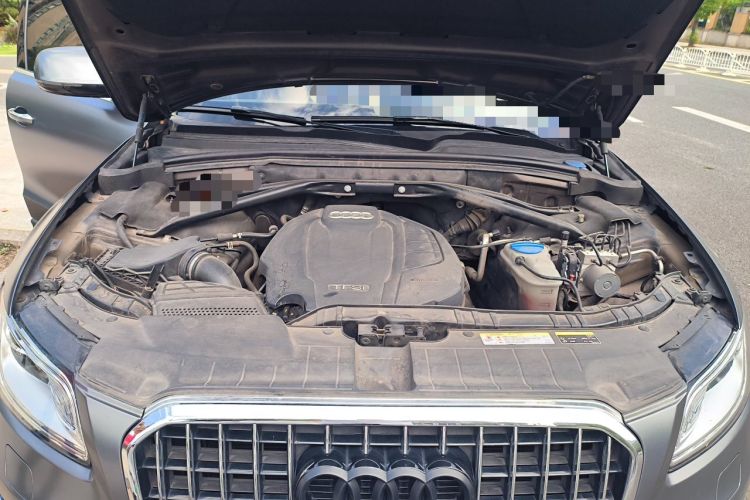 Used Audi Q5 2017 40 TFSI Ambition Edition Engine Bay