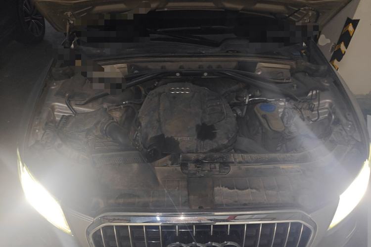 Used Audi Q5 2017 40 TFSI Ambition Edition Engine Bay
