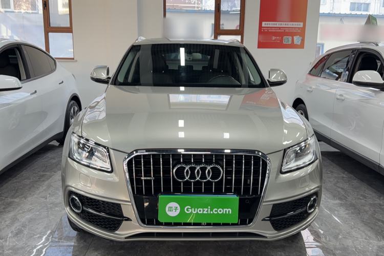 Used Audi Q5 2017 Plus 40 TFSI Ambition Model Exterior 1