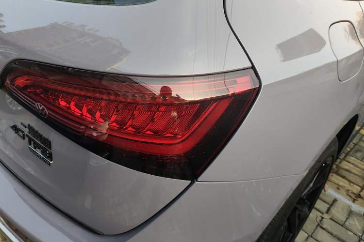 Used Audi Q5 2017 40 TFSI Technology Edition Exterior 2