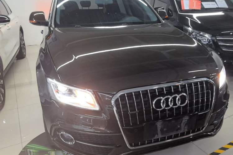 Used Audi Q5 2017 Plus 40 TFSI Ambition Model Front