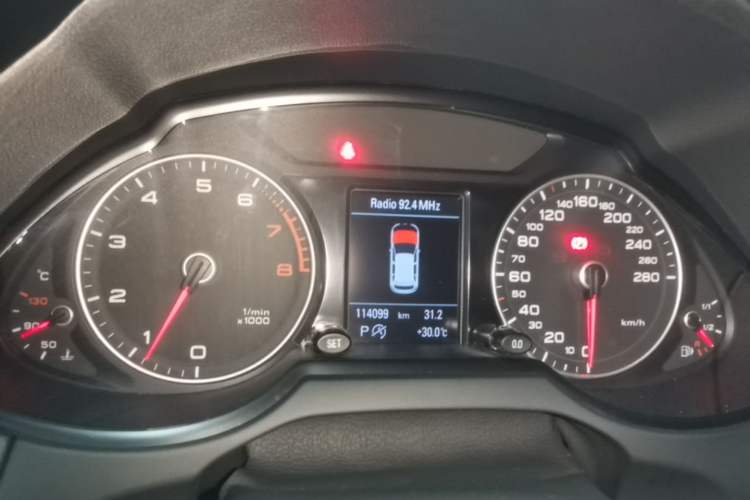 Used Audi Q5 2017 40 TFSI Technology Edition Instrument Cluster