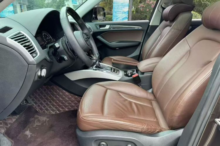 Used Audi Q5 2017 40 TFSI Technology Edition Interior 1