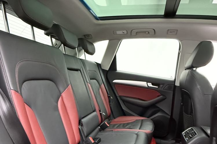 Used Audi Q5 2017 Plus 40 TFSI Technology Model Interior 5