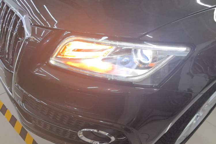 Used Audi Q5 2017 Plus 40 TFSI Ambition Model Left Front Headlight