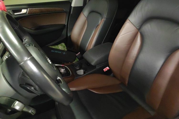 Used Audi Q5 2017 40 TFSI Comfort Model Left Front Seat