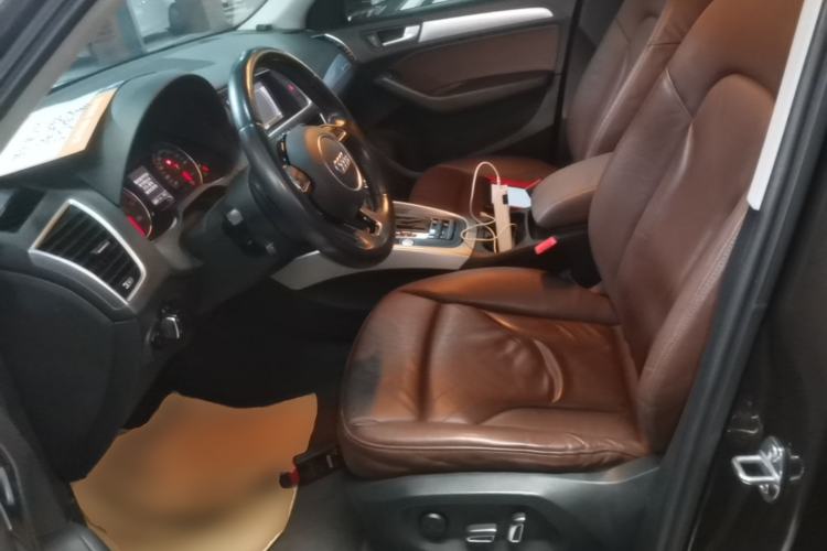 Used Audi Q5 2017 40 TFSI Technology Edition Left Front Seat