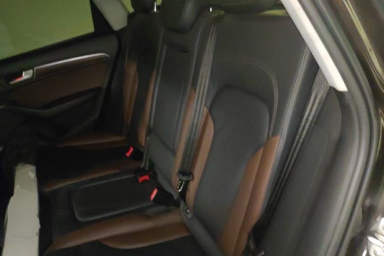 Used Audi Q5 2017 40 TFSI Comfort Model Left Rear Seat