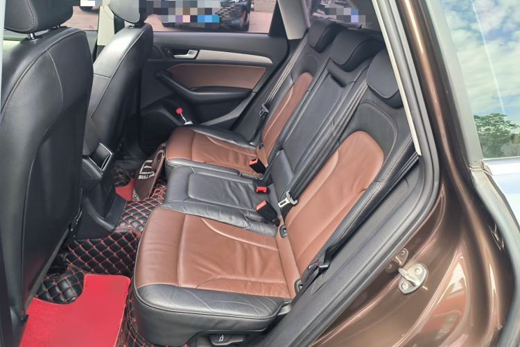 Used Audi Q5 2017 40 TFSI Ambition Edition Left Rear Seat