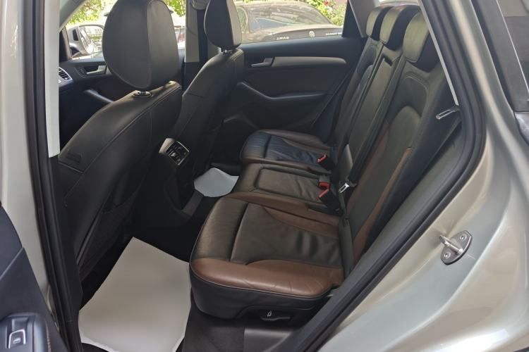 Used Audi Q5 2017 Plus 40 TFSI Technology Model Left Rear Seat