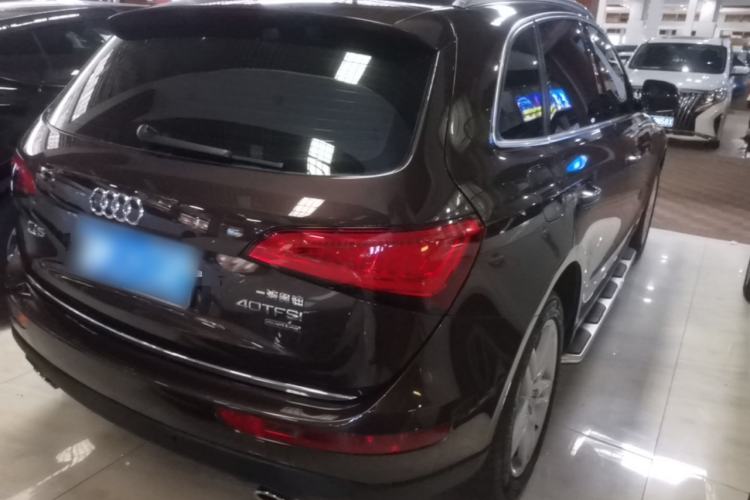 Used Audi Q5 2017 40 TFSI Technology Edition Rear Right 45 Deg