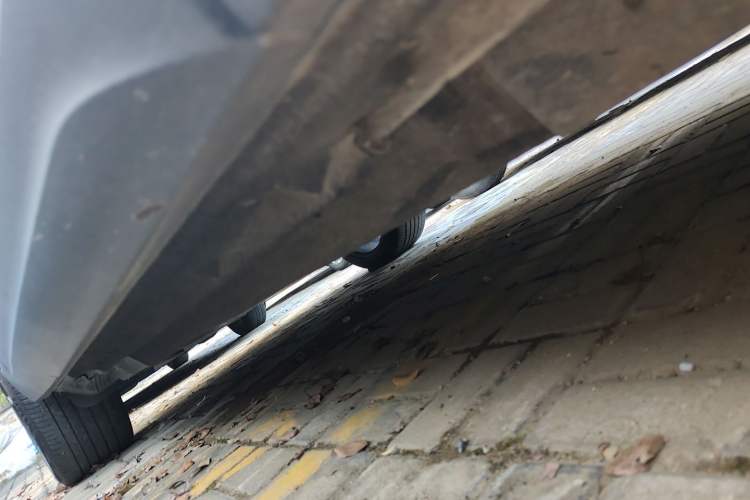 Used Audi Q5 2017 40 TFSI Technology Edition Right Side Sill