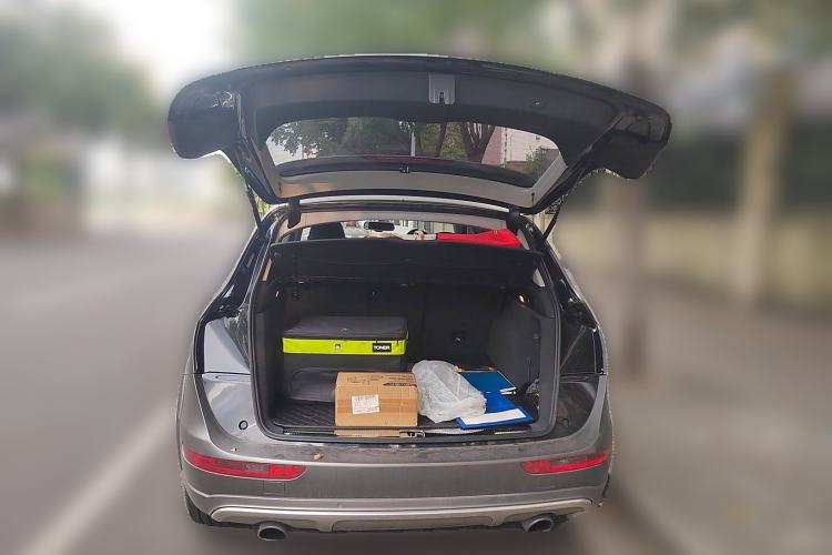 Used Audi Q5 2017 Plus 40 TFSI Technology Model Trunk