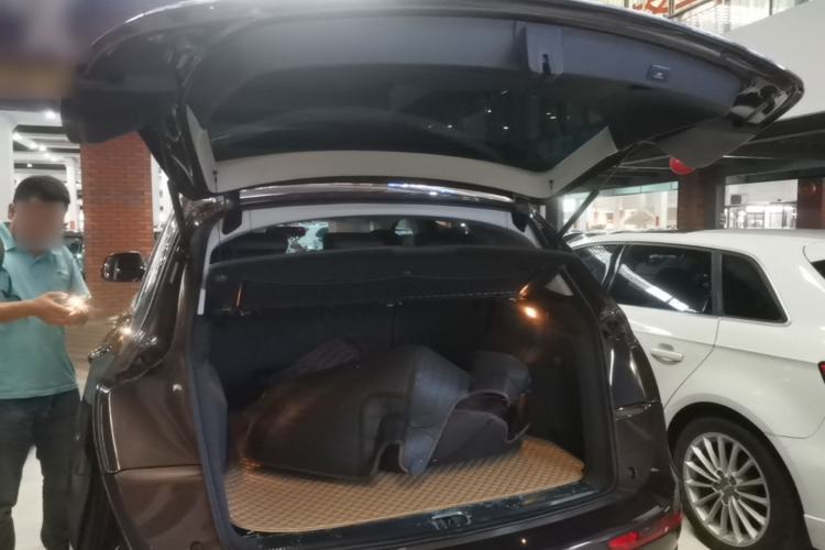 Used Audi Q5 2017 40 TFSI Technology Edition Trunk
