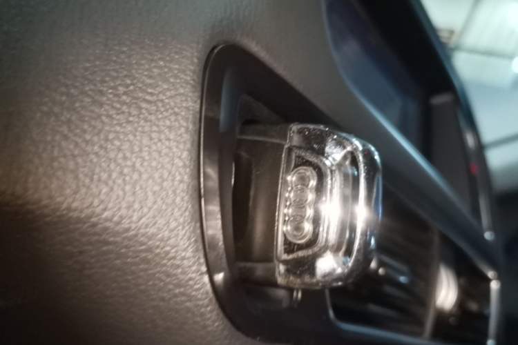 Used Audi Q5 2017 40 TFSI Technology Edition Vehicle Key