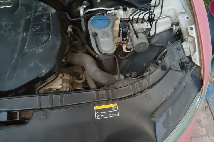 Used Audi Q5 2017 40 TFSI Ambition Edition Engine Bay Left