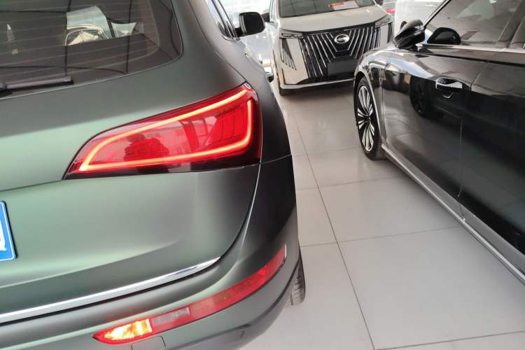 Used Audi Q5 2017 40 TFSI Ambition Edition Right Rear Taillight