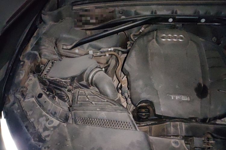 Used Audi Q5 2017 40 TFSI Comfort Model Engine Bay Right