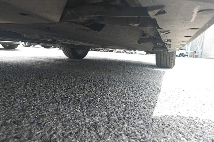 Used Audi Q5 2017 40 TFSI Comfort Model Chassis Front Left