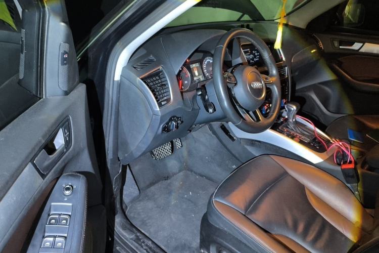 Used Audi Q5 2017 Plus 40 TFSI Technology Model Driver Seat