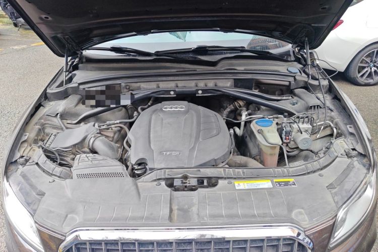 Used Audi Q5 2017 40 TFSI Ambition Edition Engine Bay
