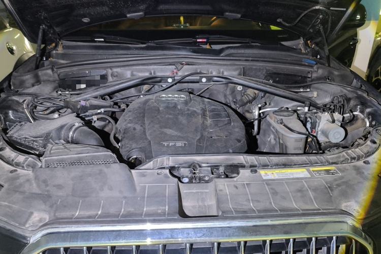 Used Audi Q5 2017 Plus 40 TFSI Technology Model Engine Bay