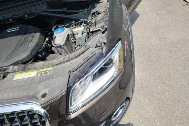 Used Audi Q5 2017 40 TFSI Technology Edition Engine Bay Left