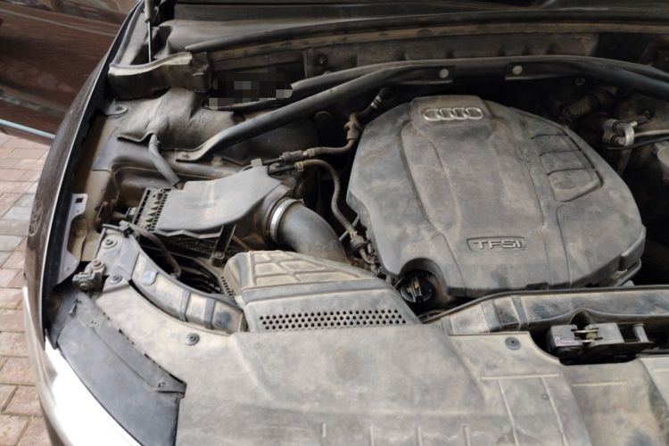 Used Audi Q5 2017 Plus 40 TFSI Technology Model Engine Bay Right