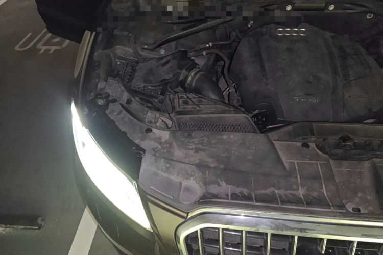 Used Audi Q5 2017 40 TFSI Ambition Edition Engine Bay Right